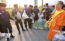 พระธรรมกายส่งเสบียงแต่เช้าผ่านประตู 5 และ 6