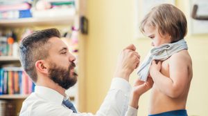 ใครติดพ่อบ้างยกมือขึ้น! 10 เหตุผลที่ ลูกสาวติดพ่อมากกว่าแม่