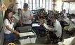 ​ชาวฟิลิปปินส์ลงคะแนนเลือกตั้งกลางเทอม
