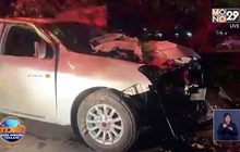 กระบะขับเร็ว เสียหลักชนต้นไม้ คนขับดับคาที่