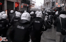 ตำรวจสลายการชุมนุมในตุรกี