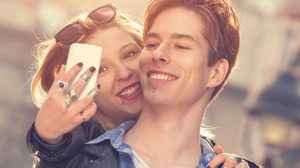 ความรักที่เคยมีความสุข มันคืออะไร เราทำไรผิด ทำไมเขา บอกเลิก เรา