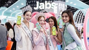 Jabs เสิร์ฟความปังคนดังออน สมฤทัย ,น้องฉัตร ,Miss Universe thailand 2025 สมุทรสาครและบึงกาฬ ร่วมงานCosmoprof CBE ASEAN 2025