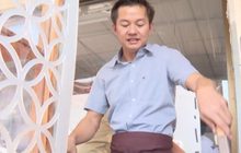 กัปตันผันตัวขายก๋วยเตี๋ยวสู้วิกฤตแรงงาน