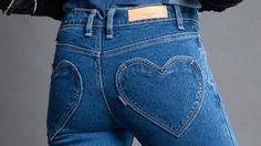 เลิฟ ดิฟเฟอเรนต์ คอลเลกชั่นล่าสุดจาก บีเจ ยีนส์ ลูกผสมระหว่างความเท่แบบร็อก และ ความสนุกแบบสตรีทแวร์