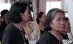 ประชาชนหลั่งไหลเข้าสักการะพระบรมศพไม่ขาดสาย