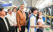 เศรษฐา นั่ง MRT-เดินตลาด ฟังเสียงสะท้อนปัญหาปากท้อง ปชช.