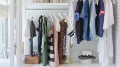 ตู้เสื้อผ้าเสื้อผ้าดีไซด์เก๋ๆ