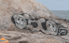 ชาวเน็ตโวย มือบอนพ่นสีทับก้อนหินเกาะสมุย