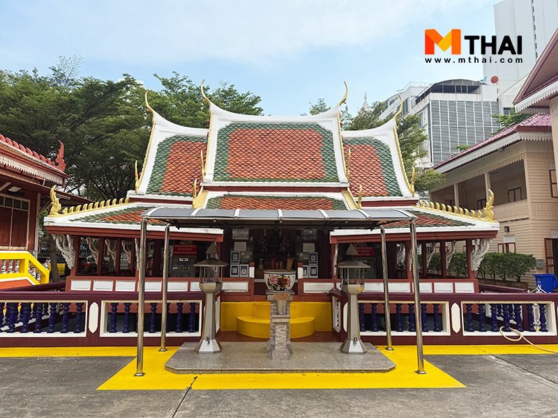 ศาลาทรงไทย