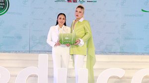 ปนันท์ชิตา จูงมือ เอ ศุภชัย เปิดตัว รีดูโคส อีจี เหล่าดาราสายสุขภาพ ร่วมยินดีเพียบ