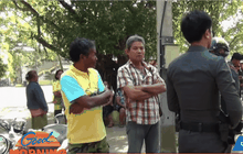 ชาวบ้านปิดล้อมวัด เหตุไม่พอใจเจ้าอาวาส