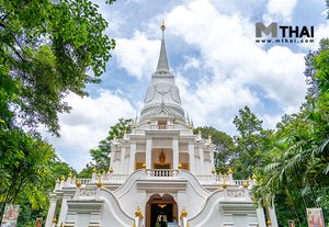 กราบพระพุทธเจ้าหลวงใหญ่ดำ วัดป่าศรีถาวรนิมิต วัดสวยนครนายก