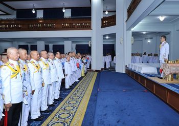 ในหลวง พระราชทานพระบรมราโชวาท แด่ผู้สำเร็จการศึกษาจาก วิทยาลัยป้องกันราชอาณาจักร-นายทหารรับพระราชทานยศ