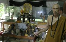 อ้างชื่อทหารยศพล.อ.บุกยึดทรัพย์สินวัดดังนครพนม