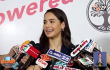 “ญาญ่า” ฟุ้งควง “ณเดชน์” ทำบุญพม่า ยันยังไม่พร้อมแต่ง