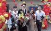 ดีเจอมโบ้ แห่งคลื่น FresZ 91.5 FM รับปริญญา ม.ธรรมศาสตร์
