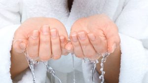 5 ขั้นตอนง่ายๆ วิธีล้างหน้าให้สะอาด เพื่อผิวนุ่มชุ่มชื้น