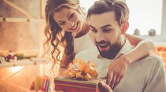 เอาใจแฟนหนุ่ม ด้วย 5 ของขวัญปีใหม่ แบบแมนๆ ไม่รักก็บ้าแล้ว