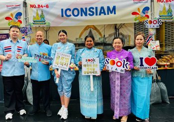 ไอคอนสยาม สร้างชื่อระดับโลก พา “สุขสยาม–ไอคอนคราฟต์” สร้างปรากฏการณ์ครองใจชาวเกาหลี-นักท่องเที่ยวเนืองแน่นในงาน “Sawasdee Seoul Thai Festival 2025” ณ กรุงโซล เกาหลีใต้