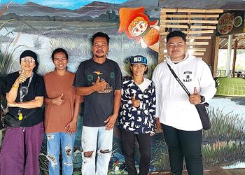 ชุมชนบ้านหน้าทุ่งสามร้อยยอด จัด “ถ่อเรือ ทอรักษ์” รับเดือนแห่งความรัก เปิดประสบการณ์ Sustainability Tourism ครั้งแรกในประเทศไทย