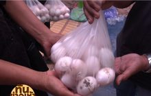 โปรยทาน “ไข่เป็ด”