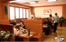 ชาวเกาหลีเหนือแห่ลิ้มลองร้านซูชิเปิดใหม่