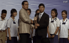 ยืนยันไม่ปกป้องหากพบทหารพัวพันผิด ม.112