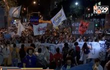 ครูและนักศึกษาบราซิลประท้วงแผนตัดงบการศึกษา