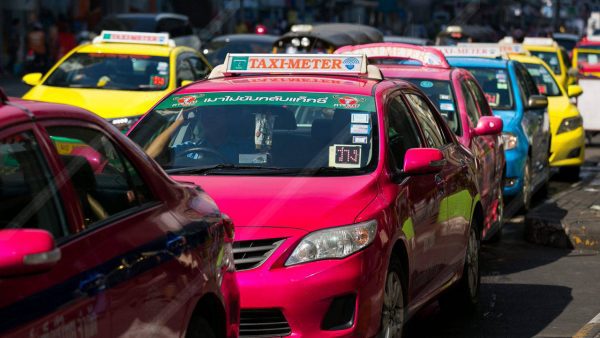 ภาระคนกรุง จ่อขึ้นค่าแท็กซี่รถติด 5% คาดทันภายในปี 62