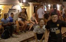 เวียดนามสั่งปิดร้านริมทางรถไฟชื่อดัง