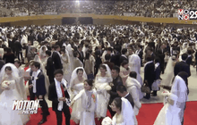 เกาหลีใต้จัดแต่งงานหมู่ 15,000 คู่