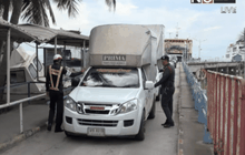 ตรวจเข้มรถเข้าเกาะสมุยป้องกันเหตุร้าย