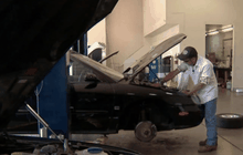 ช่างเครื่องผู้พิการทางสายตา