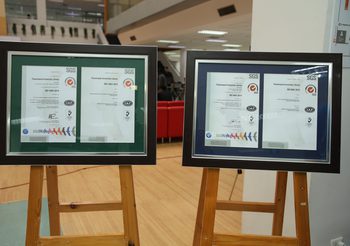 หอสมุดแห่ง ม.ธรรมศาสตร์ คว้า ISO การจัดการสิ่งแวดล้อมครั้งแรกของห้องสมุดไทย