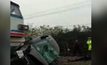 รถไฟชนรถยนต์ 2 คันในจีน