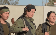 สตรีชาวเคิร์ดอาสาร่วมรบในซีเรีย