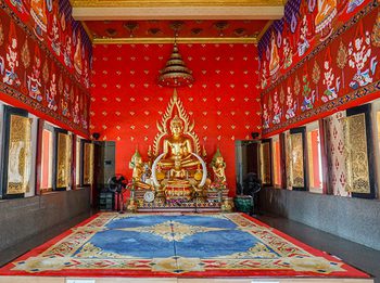 กราบพระพุทธชินราชจำลอง วัดศรีเรืองบุญ วัดสวย นนทบุรี