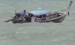 เรือนำเที่ยวฝืนคำสั่งออกให้บริการ หลังคลื่นลมแรง