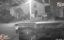 ผู้หญิงชาวจีนพลัดตกน้ำเสียชีวิตขณะเล่นโทรศัพท์