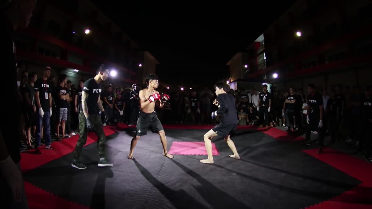 Fight Club Thailand วันสำคัญ ท๊อป ไชยา x ออม สแปลช คู่ที่ 136