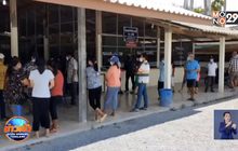 ชาวบ้านนับร้อยค้านใช้ที่วัดกักตัวกลุ่มเสี่ยงโควิด–19