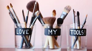 14 แปรงแต่งหน้า พร้อมวิธีใช้ที่ถูกต้อง อันไหนไว้ใช้ทำอะไรกันนะ!!