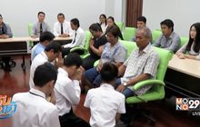 สั่งพักการเรียนรุ่นพี่สั่งรุ่นน้องถอดเสื้อในกิจกรรมรับน้อง