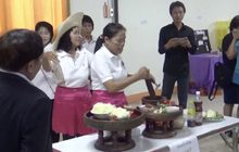 แข่งตำส้มตำลีลาแซ่บ โชว์สากลอย