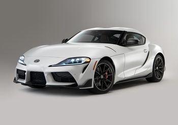 Toyota GR Supra คืนชีพเกียร์ธรรมดา 6 สปีด ที่ยกระดับให้ขับสนุกกว่าเดิม