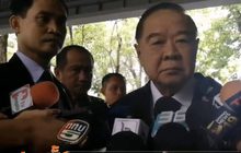 พล.อ.ประวิตร ระบุ ยังไม่ทราบแหล่งกบดานของอดีตนายกฯ