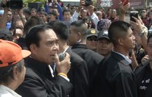 นายกฯ ลงพื้นที่ติดตามสถานการณ์น้ำท่วม จ.สกลนคร