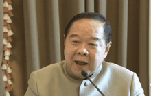 ชะลอเสนอจัดซื้อเรือดำน้ำ