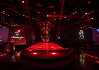 ACES Bangkok เปิดประสบการณ์ไนท์ไลฟ์สุดล้ำ ใจกลางสุขุมวิท